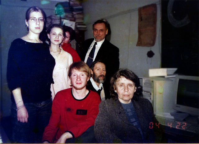 Коллектив ЛОКЛЛ в 2002 г
